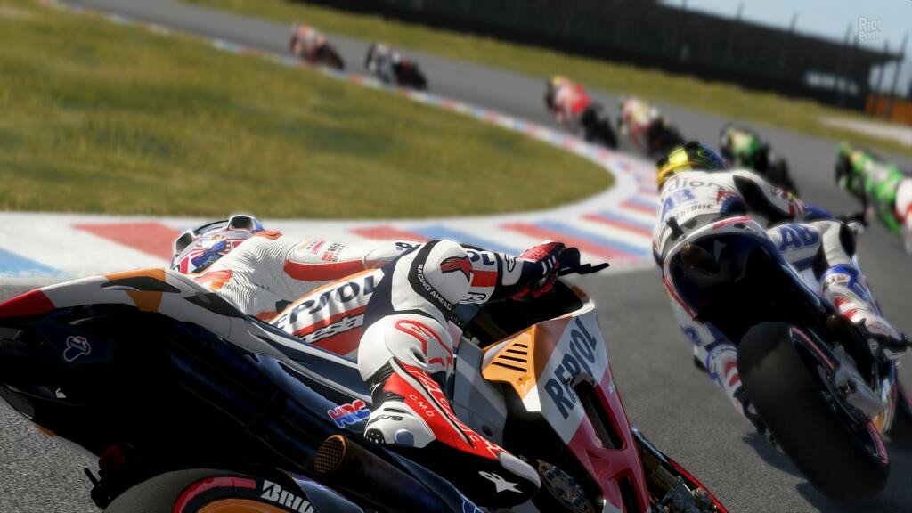 [4]-MotoGP 14: Complete Edition – v1.001 + 4 DLCs Download-HohohoGames