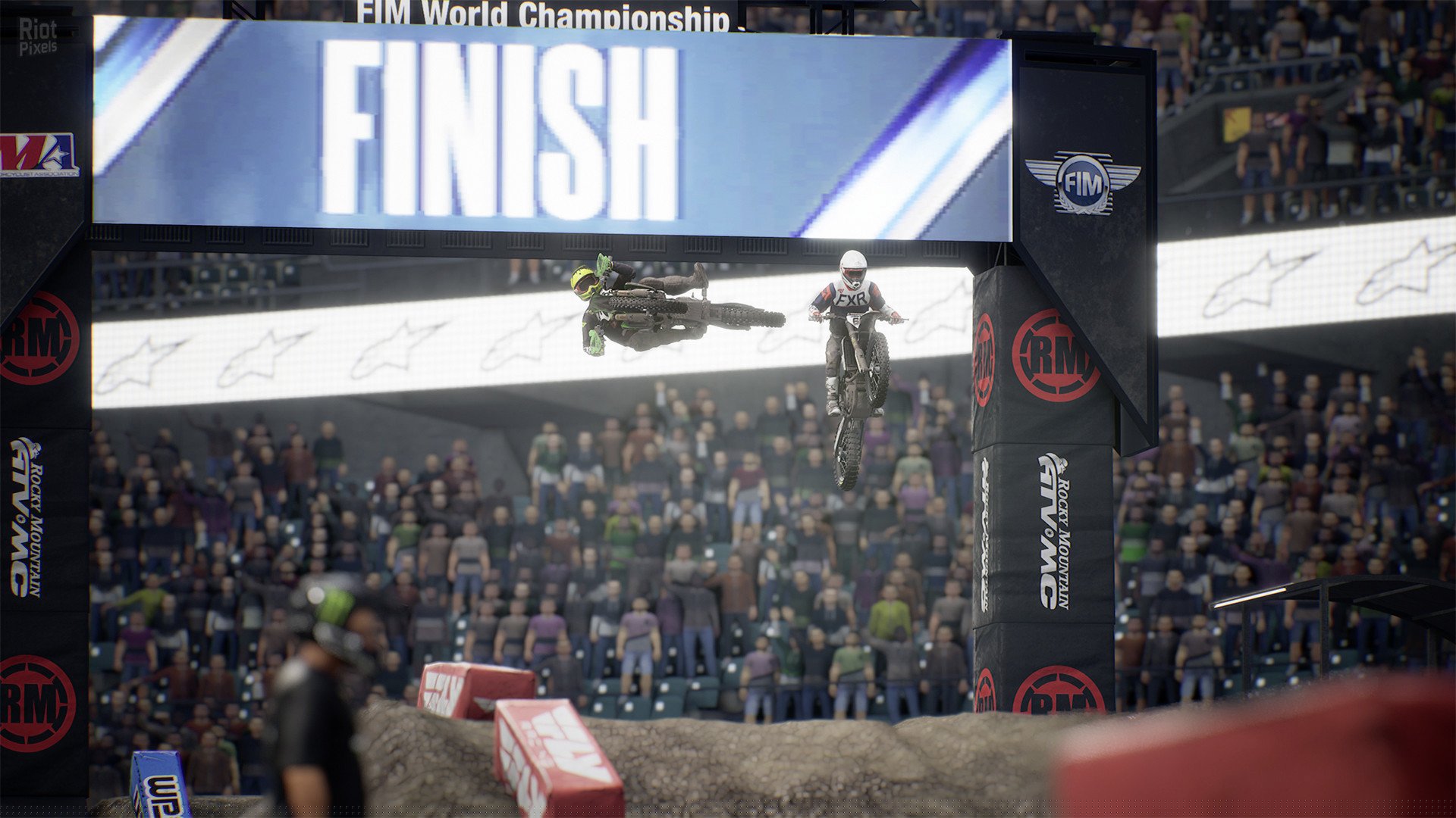[4]-Monster Energy Supercross: The Official Videogame 3 + DLC Download-HohohoGames
