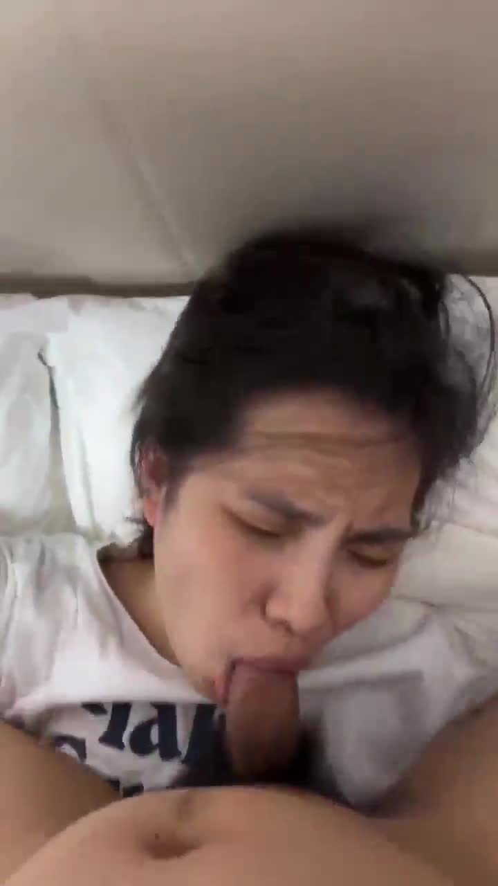 图片[12]-清纯小妹与男友做爱曝光，被骑乘深喉插入口交，还配合捆绑调教口交，绝对的床上小母狗-赤赤哗热瓜黑料中心