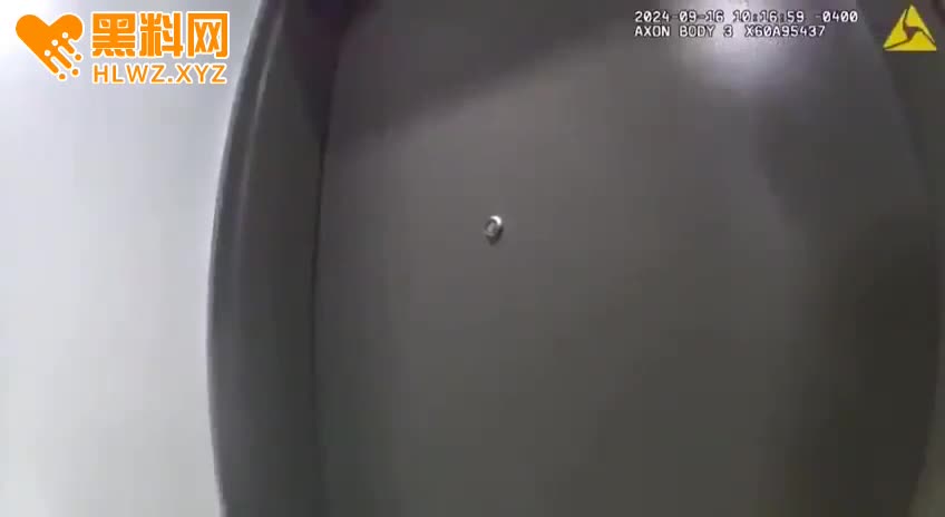 图片[9]-2024全球热瓜！ 美国退役女篮运动员身高2米 持刀袭击警察遭击毙 此女的凶悍形-赤赤哗热瓜黑料中心
