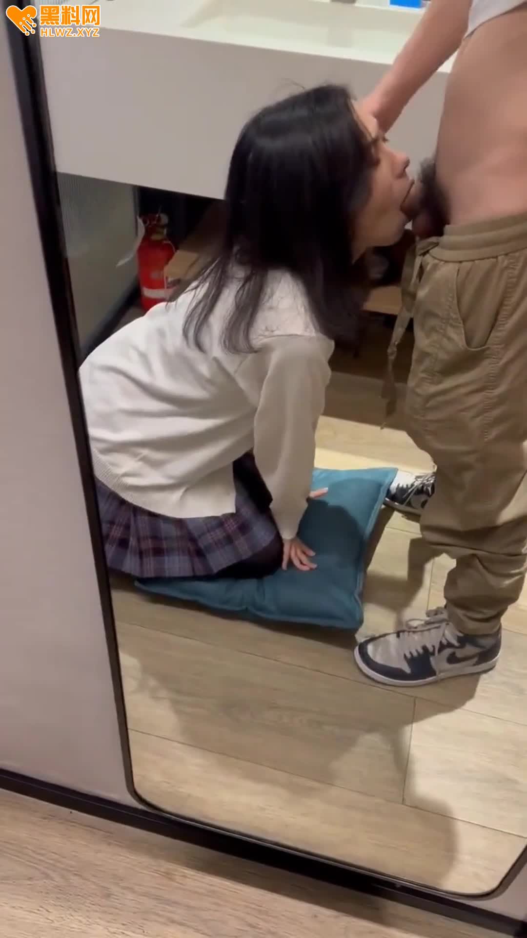 图片[11]-上海复旦大学大学高材生 钟小云 私下竟然是一条吃鸡吧舔屁眼的母狗 真是太反差了-赤赤哗热瓜黑料中心