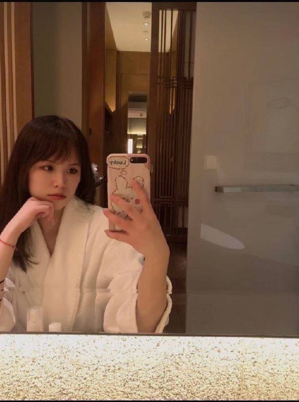 难得一见的中国超级大鸡巴 妹子小嘴只能含进去一个龟头-赤赤哗热瓜黑料中心