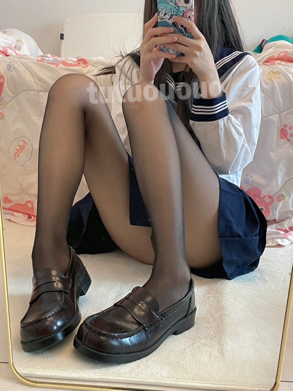 #少女 #jk裙 #嫩逼-赤赤哗热瓜黑料中心