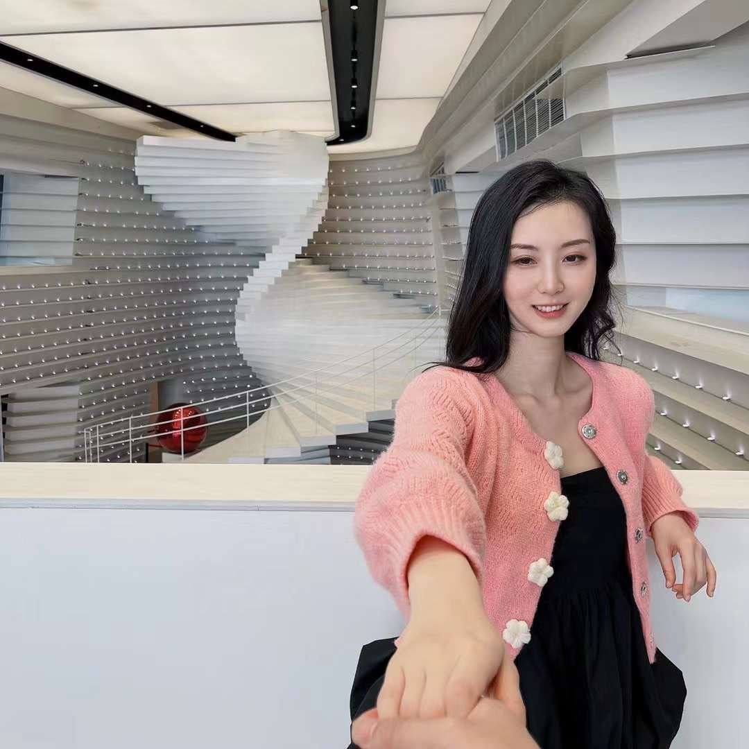 图片[8]-超级高颜值人妻 裸聊泄密 刚结婚不久因老公性无能 选择跟网友裸聊自慰解决性欲-赤赤哗热瓜黑料中心