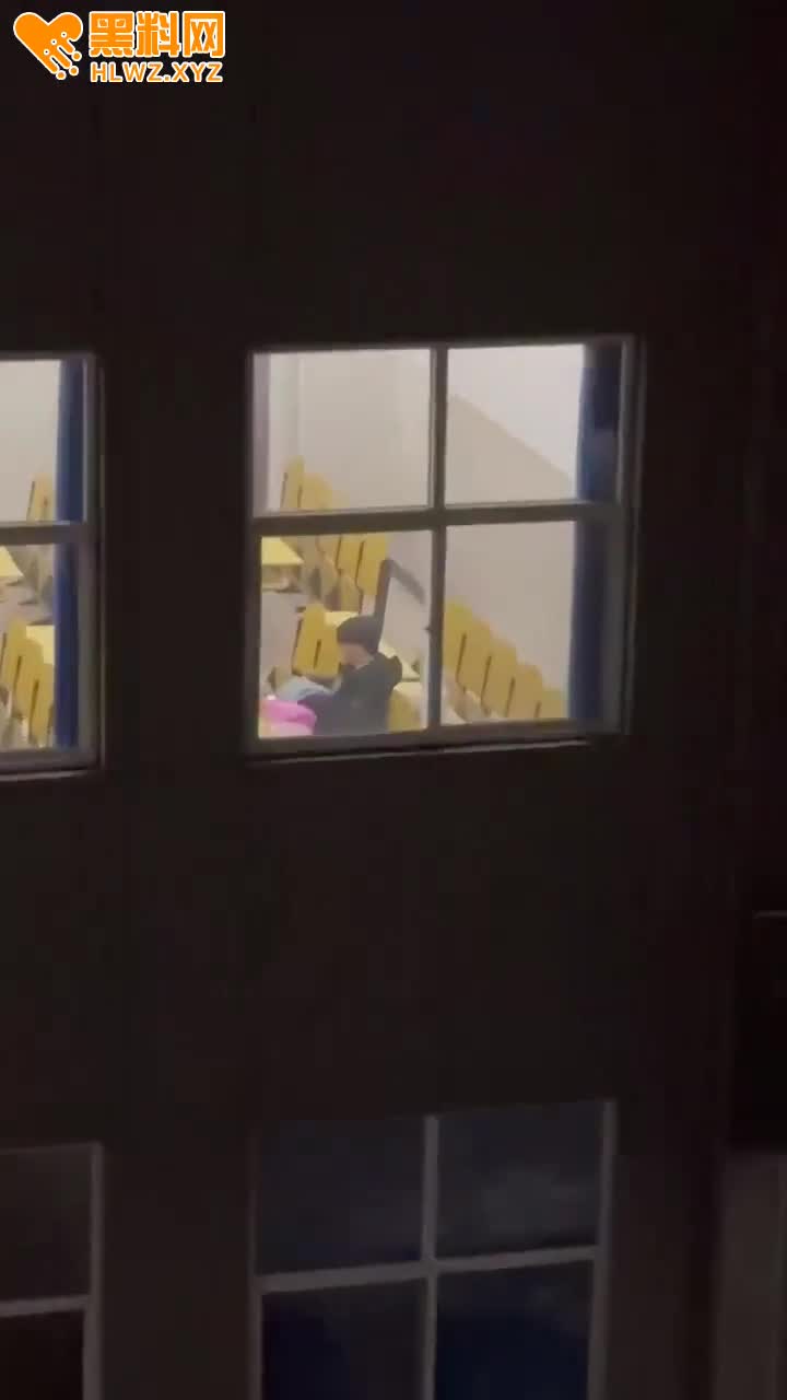 图片[9]-江西职业技术学 大学情侣晚自习期间 在教室口交做爱被偷拍全过程 全网疯传 出去开-赤赤哗热瓜黑料中心