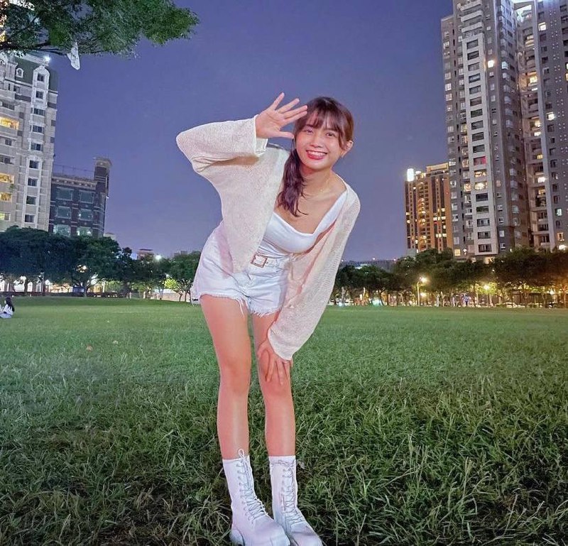 图片[8]-台湾IG大奶网红正妹 apple 做爱影片遭渣男泄密 女上位疯狂骑乘 奶子的形状-赤赤哗热瓜黑料中心