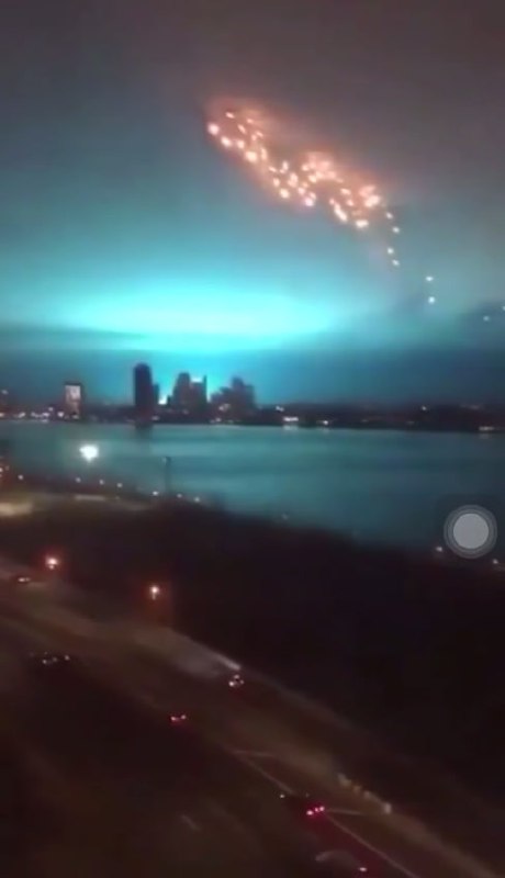 图片[7]-火爆全球的 美国新泽西州等各地 被大量无人机和UFO入侵事件 全整理-赤赤哗热瓜黑料中心