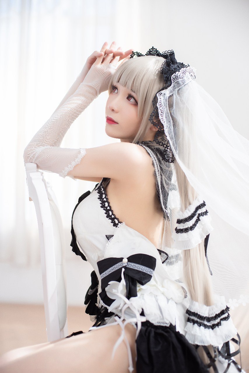 作品:Tomoyo酱 - 碧蓝航线可畏 礼服 作者:#Tomoyo酱 标签:#c-赤赤哗热瓜黑料中心