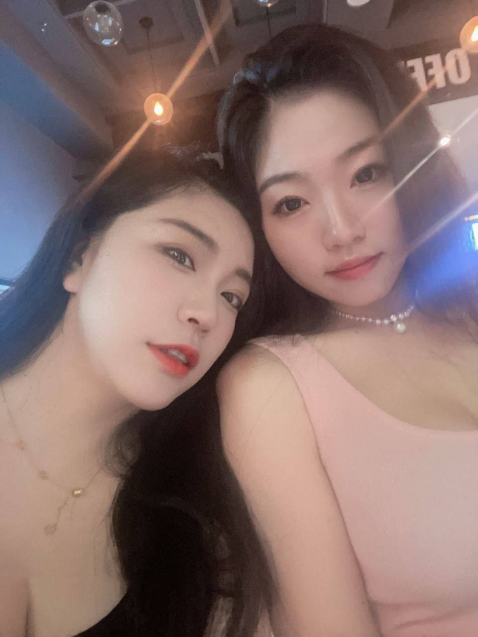 图片[8]-上海静安 高颜值 真实母女花共侍一夫视频曝光 妈妈40岁少儿节目主持人 女儿20-赤赤哗热瓜黑料中心