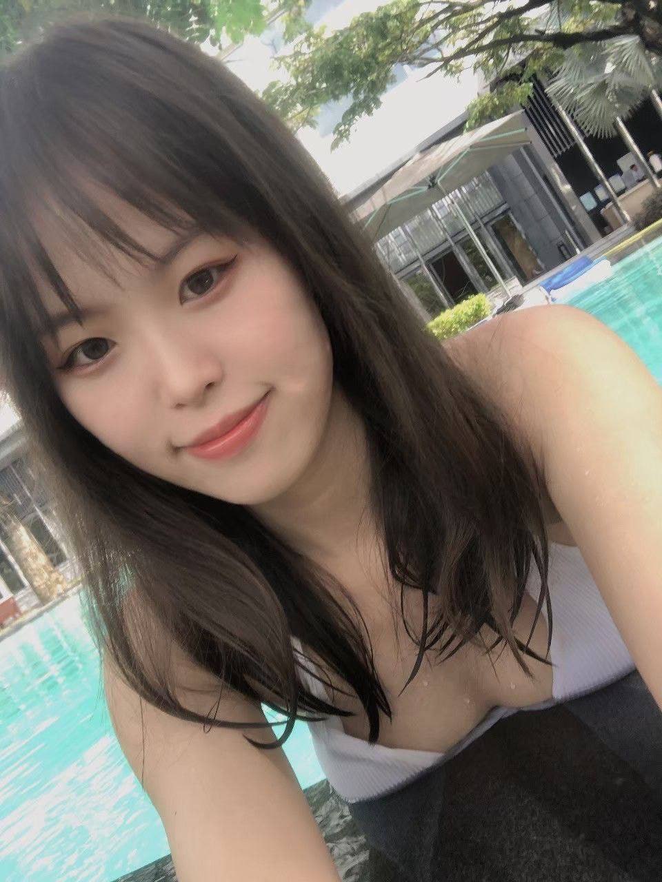 图片[9]-难得一见的中国超级大鸡巴 妹子小嘴只能含进去一个龟头-赤赤哗热瓜黑料中心