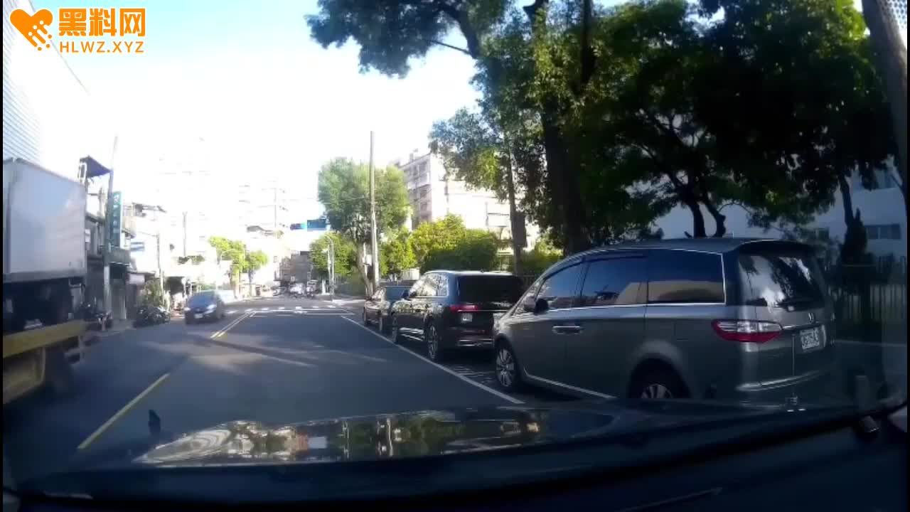 图片[9]-硬核程度超过美国 ！ 台湾新北街头上演追枪战！ 双方对峙互开超过30枪-赤赤哗热瓜黑料中心