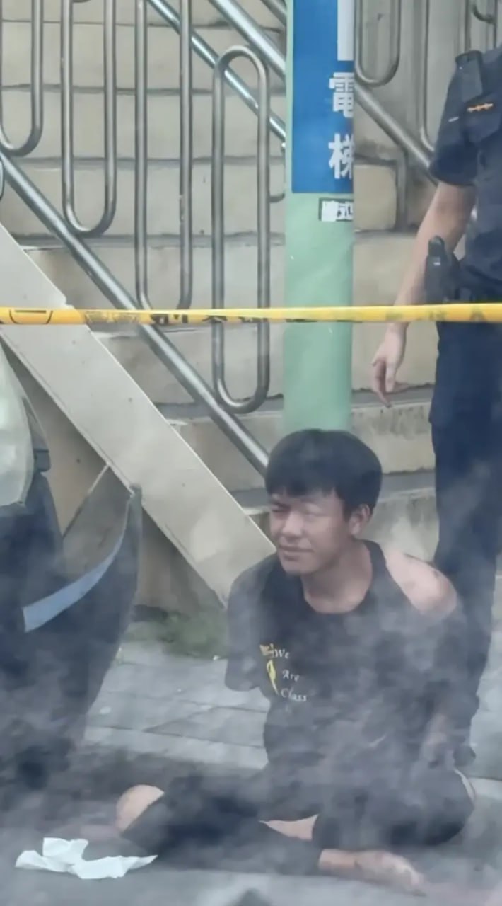 硬核程度超过美国 ！ 台湾新北街头上演追枪战！ 双方对峙互开超过30枪-赤赤哗热瓜黑料中心