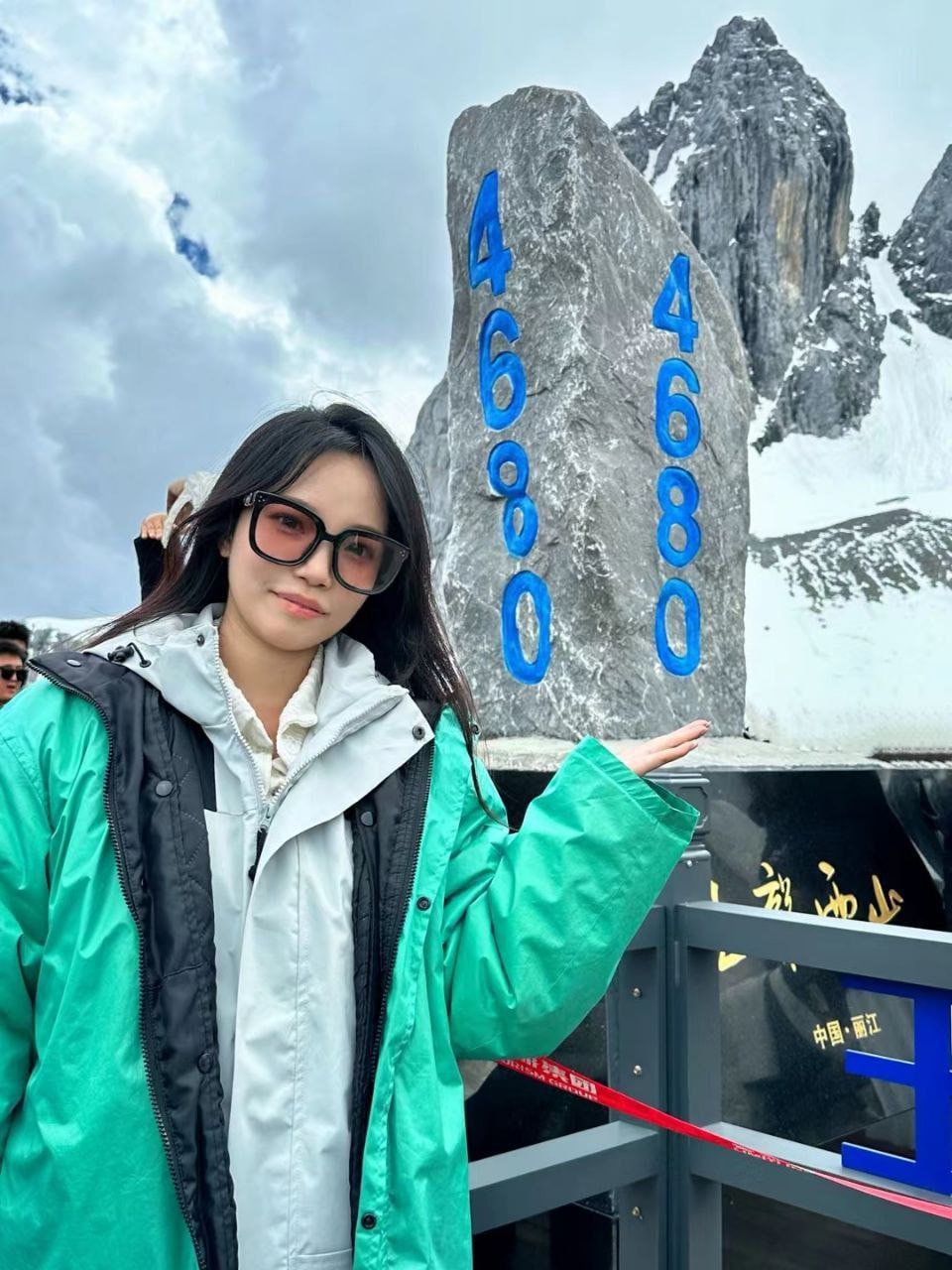 图片[10]-又是羡慕有钱人的一天 高颜值JK美少女yiyi 谁能想到私底下已经被有钱人调教成-赤赤哗热瓜黑料中心