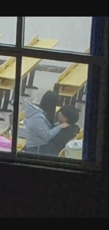 图片[8]-江西职业技术学 大学情侣晚自习期间 在教室口交做爱被偷拍全过程 全网疯传 出去开-赤赤哗热瓜黑料中心
