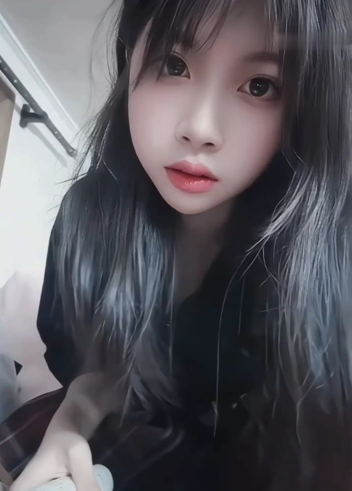 图片[7]-#学生 #自慰 #清纯 超清纯学妹在寝室拍摄自慰视频，慢慢褪下和服到裸体的那种纯-赤赤哗热瓜黑料中心
