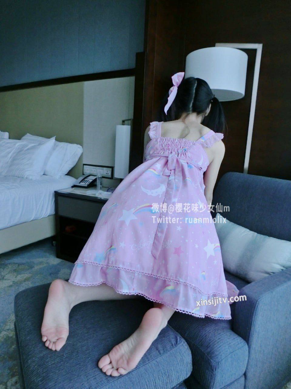 图片[11]-#樱花味少女 #推特 #福利姬 #萝莉 #足控-赤赤哗热瓜黑料中心
