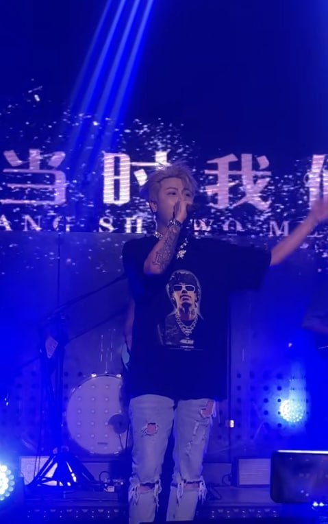 图片[9]-汕头男歌手七万婚内出轨！女主抓住小三的头发 小三哭诉我不知道 抖音疯求原视频1分-赤赤哗热瓜黑料中心