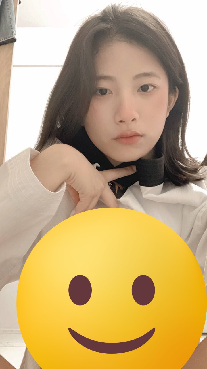 #清纯 #自慰 #粉嫩 高颜值清纯大学生给金主定制自慰视频曝光，对着镜子很自然的-赤赤哗热瓜黑料中心