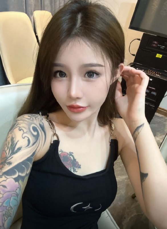 图片[8]-抖音网红被爆是缅北女魔头 真名谭恩婧湖北荆州人 环亚园区名字叫高圆圆 打着恋爱的-赤赤哗热瓜黑料中心