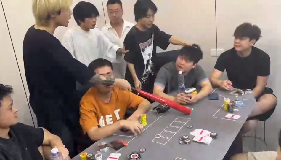 图片[7]-赌场抢生意黑吃黑 现在的00后也太猛了 手持棒球棍 大砍刀 直接进去就是打-赤赤哗热瓜黑料中心