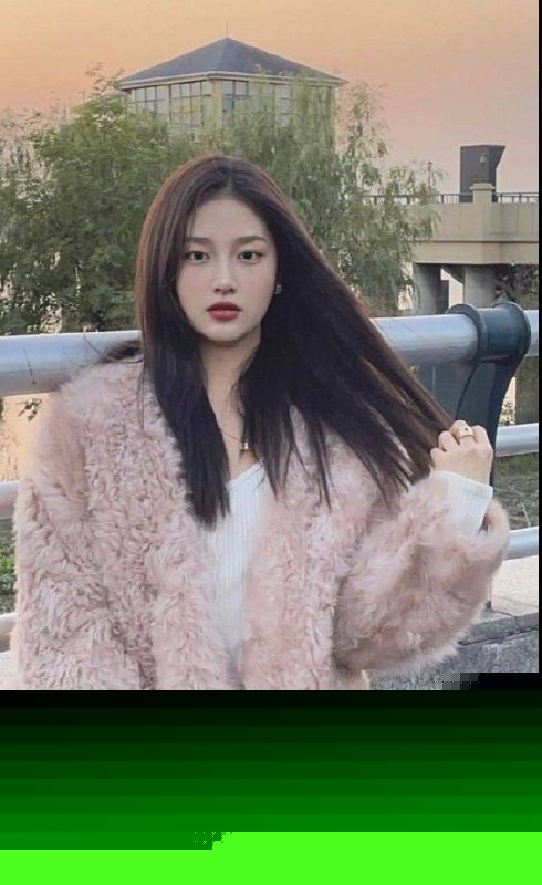 #母狗 #口交 #后入 高颜值女大学生被男友调教沦为小母狗，主动配合给深喉口交，-赤赤哗热瓜黑料中心