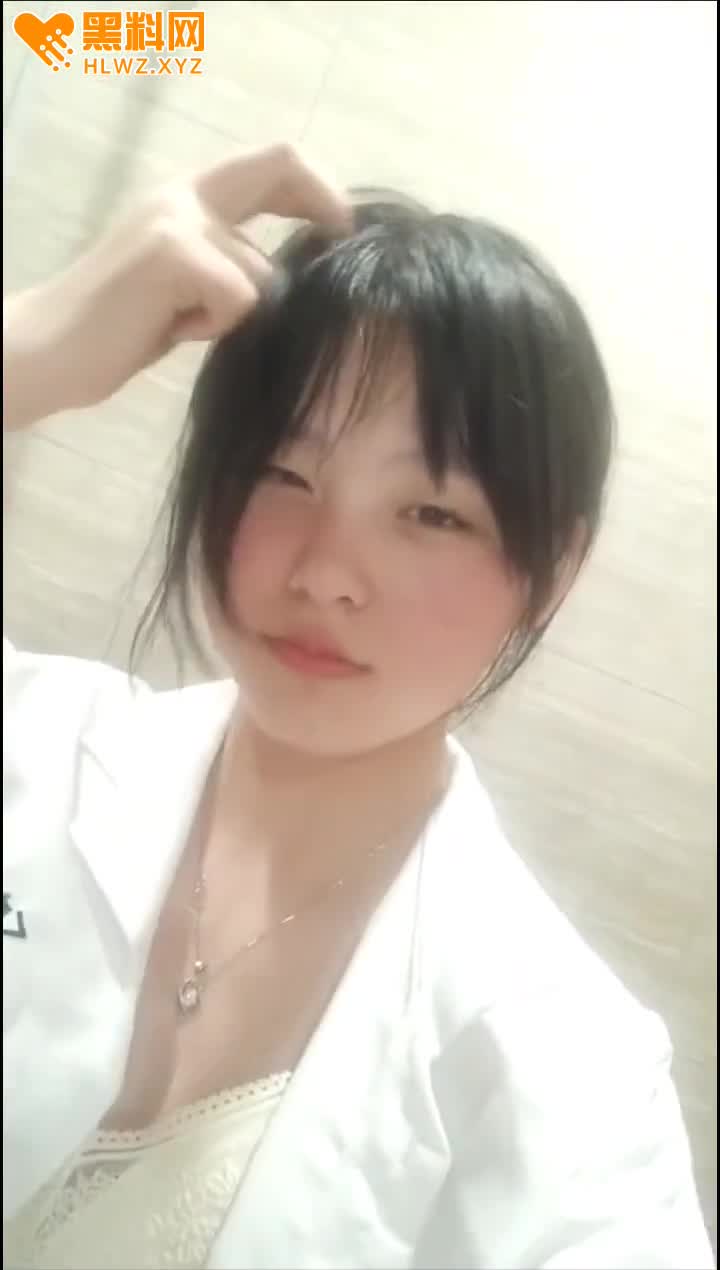 图片[10]-江西某商场专柜售货员王培青自拍放尿自慰视频给网友看被泄密-赤赤哗热瓜黑料中心