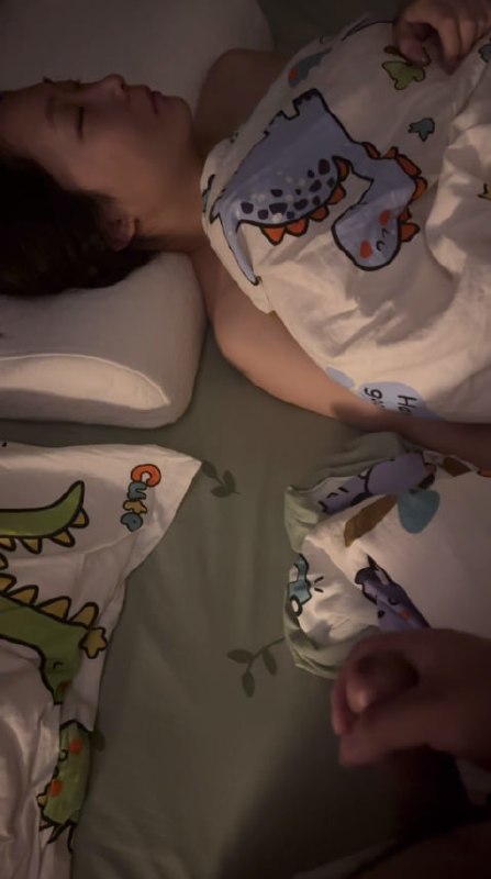 极品真实泄密！这么听话的极品女友哪里找 淫荡中还带着一丝娇羞 骚逼又肥水有多-赤赤哗热瓜黑料中心