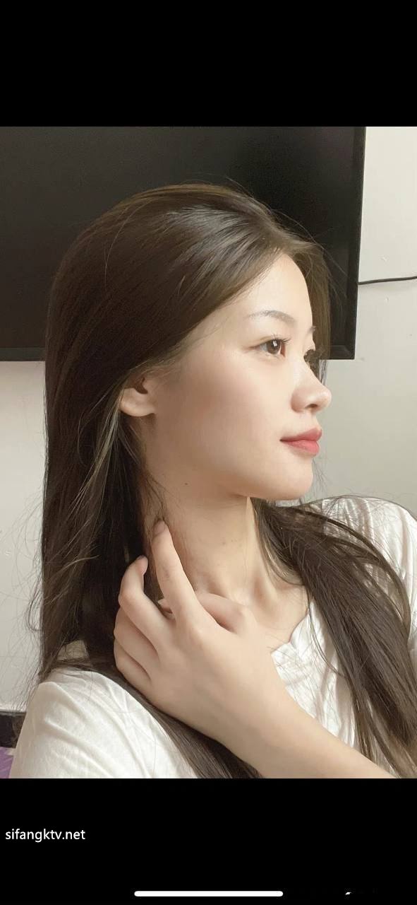 图片[7]-高颜值清纯美女学姐被男友后入狠狠地爆操，床叫声有些销魂！身材苗条，与日常清纯形象-赤赤哗热瓜黑料中心