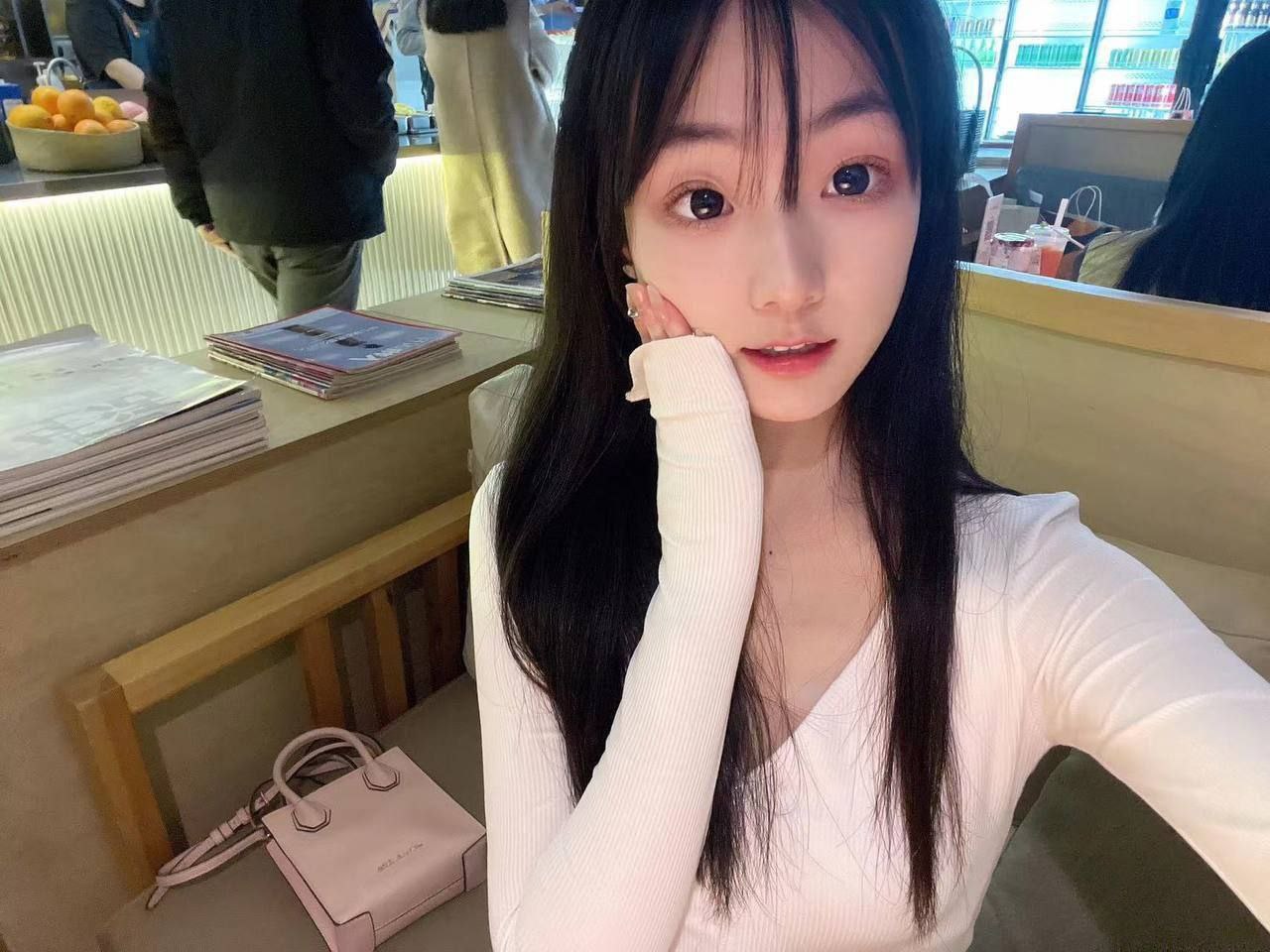 图片[7]-#无套 #做爱 #母狗 元气甜美少女被金主后入啪啪，然后长开双腿被手指插入，接着-赤赤哗热瓜黑料中心