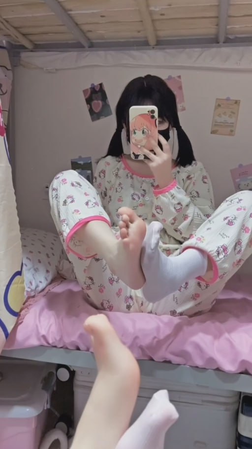 图片[7]-双马尾白瘦幼小萝莉 不要凶小乖 私人定制合集 玉足白袜淫语羞辱-赤赤哗热瓜黑料中心