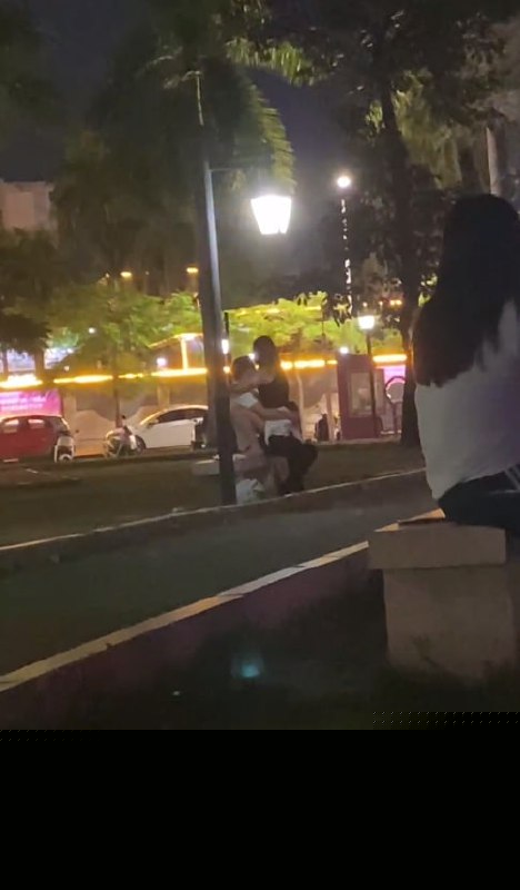 现在的年轻太不讲武德了 公园里就直接开干 把旁边小孩都教坏了-赤赤哗热瓜黑料中心