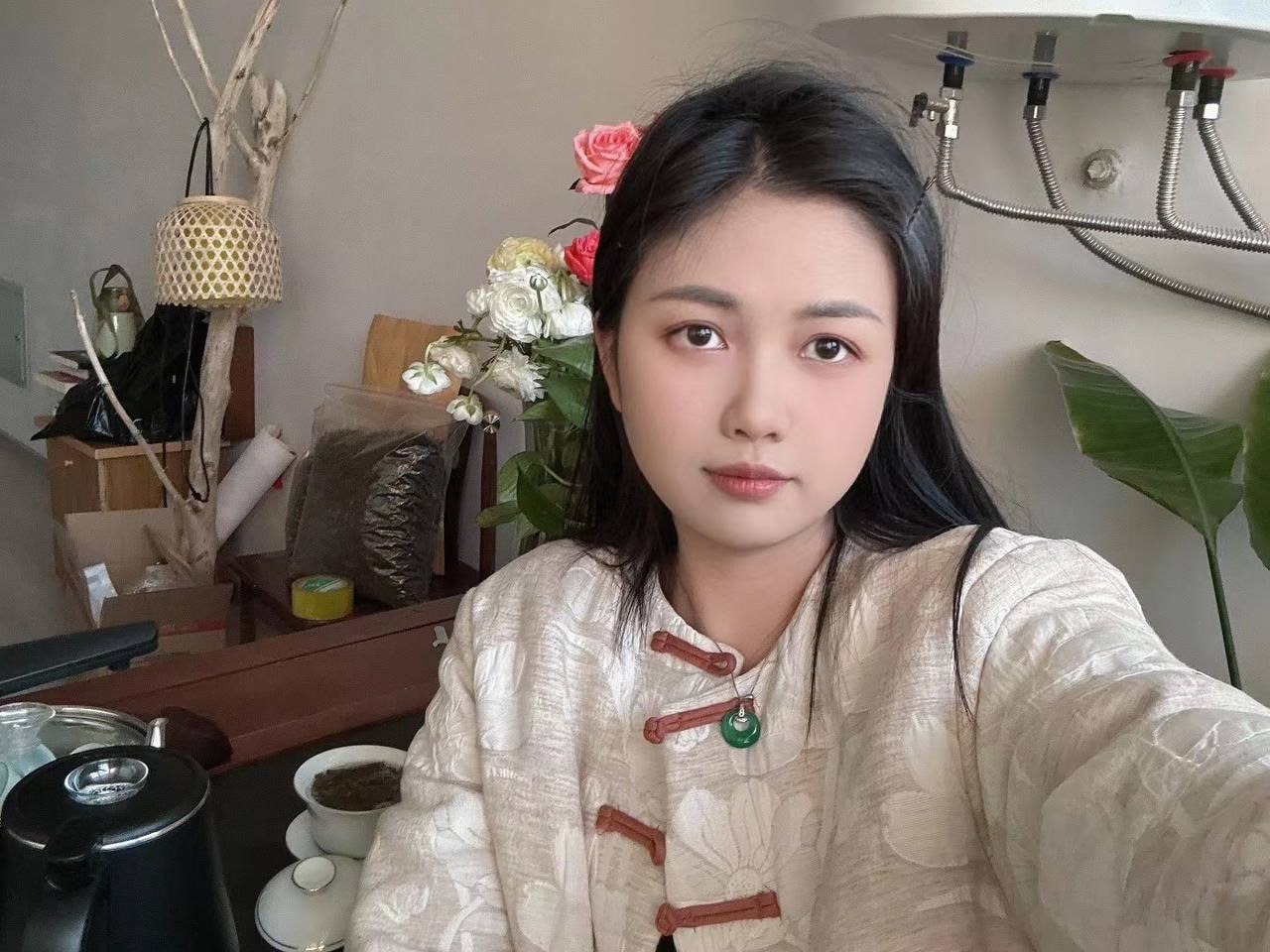 图片[9]-山东淄博某中学女老师 冯雪娟 竟然兼职会所女技师 外表看起来很清纯私底下却是个卖-赤赤哗热瓜黑料中心
