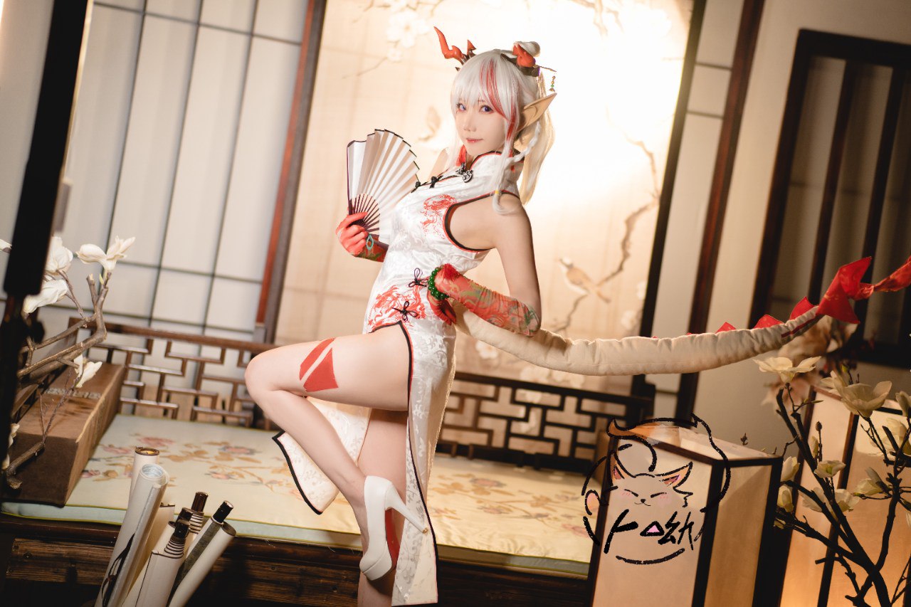 作品:卜呦 - 年旗袍·乐逍遥 作者:#卜呦 标签:#cosplay #写真 #-赤赤哗热瓜黑料中心