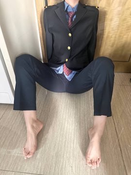 真实高铁女乘务员 朱筱盈 上班期间是高冷制服女神 下班秒变淫娃 穿着制服摆出各种-赤赤哗热瓜黑料中心
