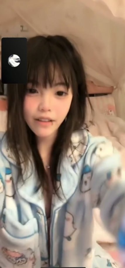 图片[8]-抖音认识的极品嫩妹 一言不合就开视频裸聊 而且还是个极品萝莉会阿黑颜翻白眼 逼插-赤赤哗热瓜黑料中心