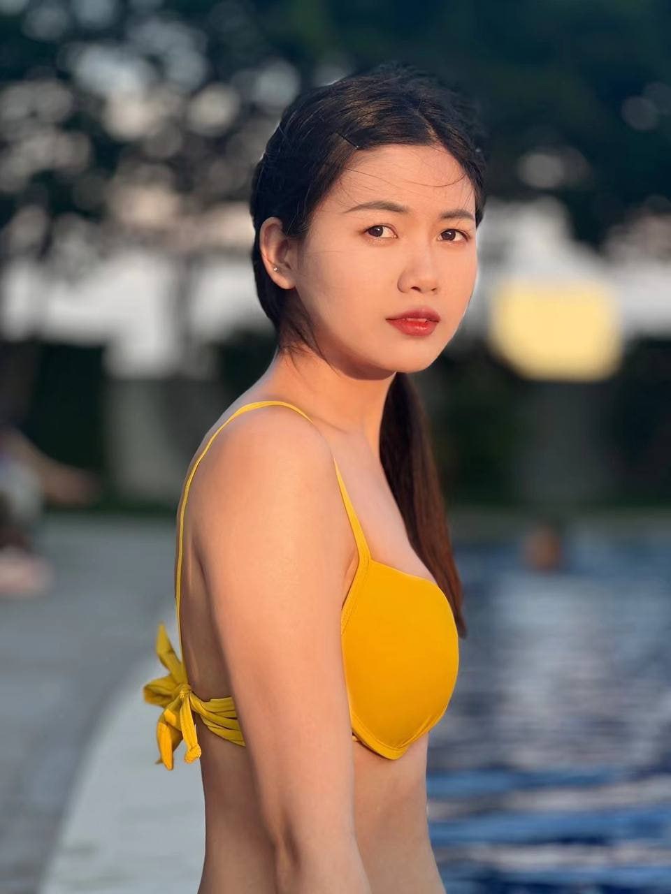 图片[10]-山东淄博某中学女老师 冯雪娟 竟然兼职会所女技师 外表看起来很清纯私底下却是个卖-赤赤哗热瓜黑料中心