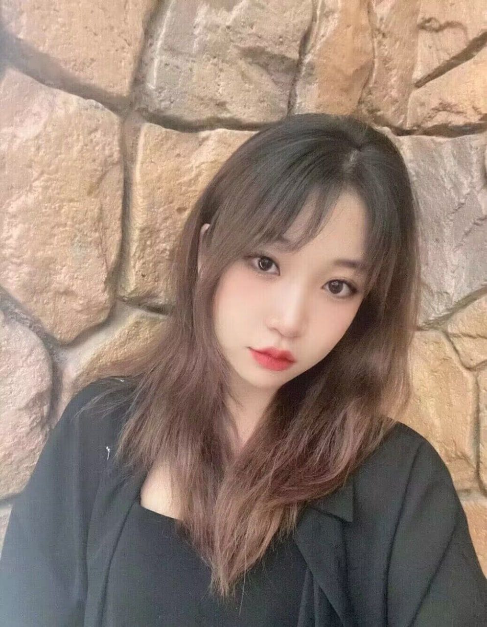 图片[7]-#大胸 #自慰 #母狗 高颜值大胸反差婊被调教，用棒子插入小穴自慰，配合深喉口交-赤赤哗热瓜黑料中心