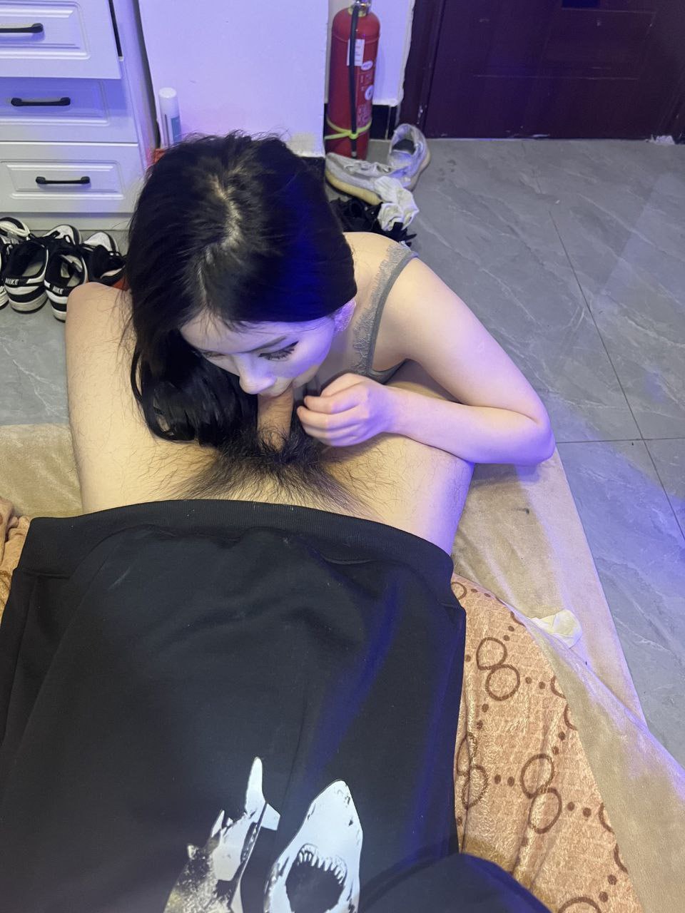 图片[9]-会所男模调教抖M小母狗 乖乖的舔鸡巴 伸出舌头等着被颜射 人长得帅就是吃香-赤赤哗热瓜黑料中心