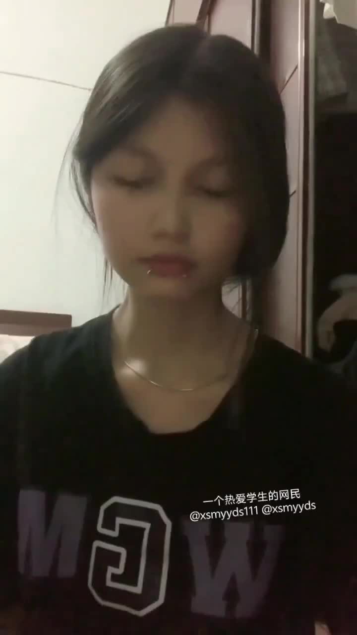 图片[7]-#母狗 #口交 #后入 高颜值女大学生被男友调教沦为小母狗，主动配合给深喉口交，-赤赤哗热瓜黑料中心