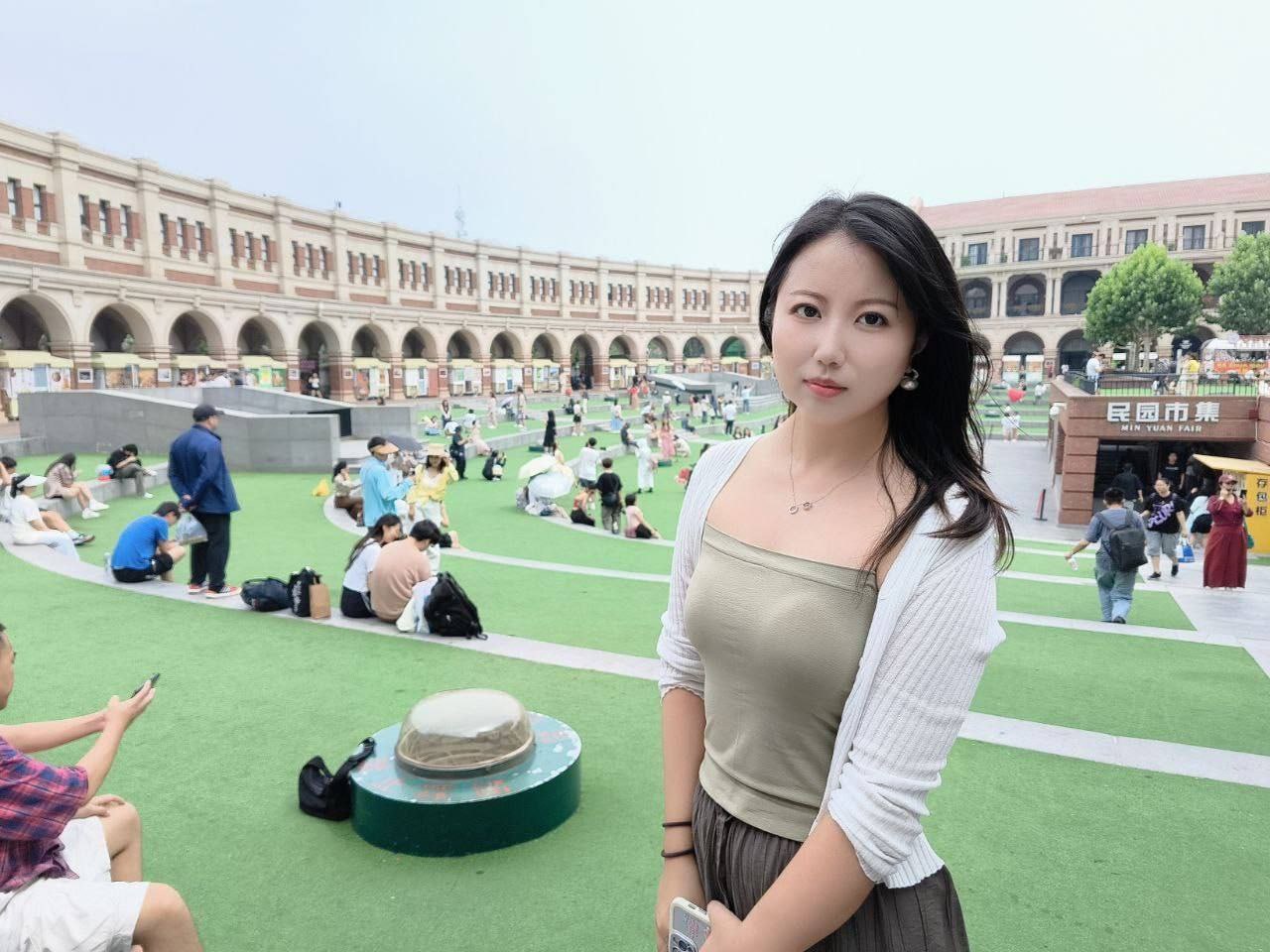 图片[9]-天津反差人妻 冯沛沛 遭绿帽老公投稿曝光 没想到外表端庄大气的少妇 私底下玩这么-赤赤哗热瓜黑料中心