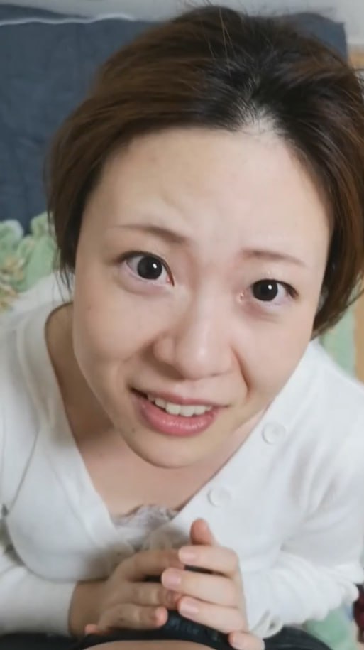 母子乱伦 气质少妇奖励高考完的儿子 看见大鸡巴两眼都放光 以后的日子有福了-赤赤哗热瓜黑料中心